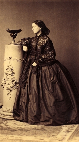 Jeanne Villepreux-Power - Photo prise par Disderi (1861) , source : MNF