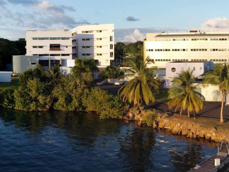 Vue du Laboratoire  - Université des Antilles (UA)